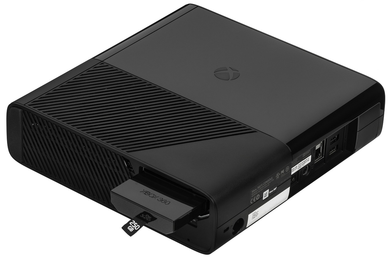 Xbox 360最新款游戏主机深度解析与技术探讨